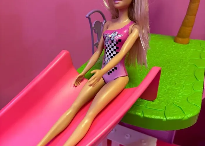Barbie House Poa